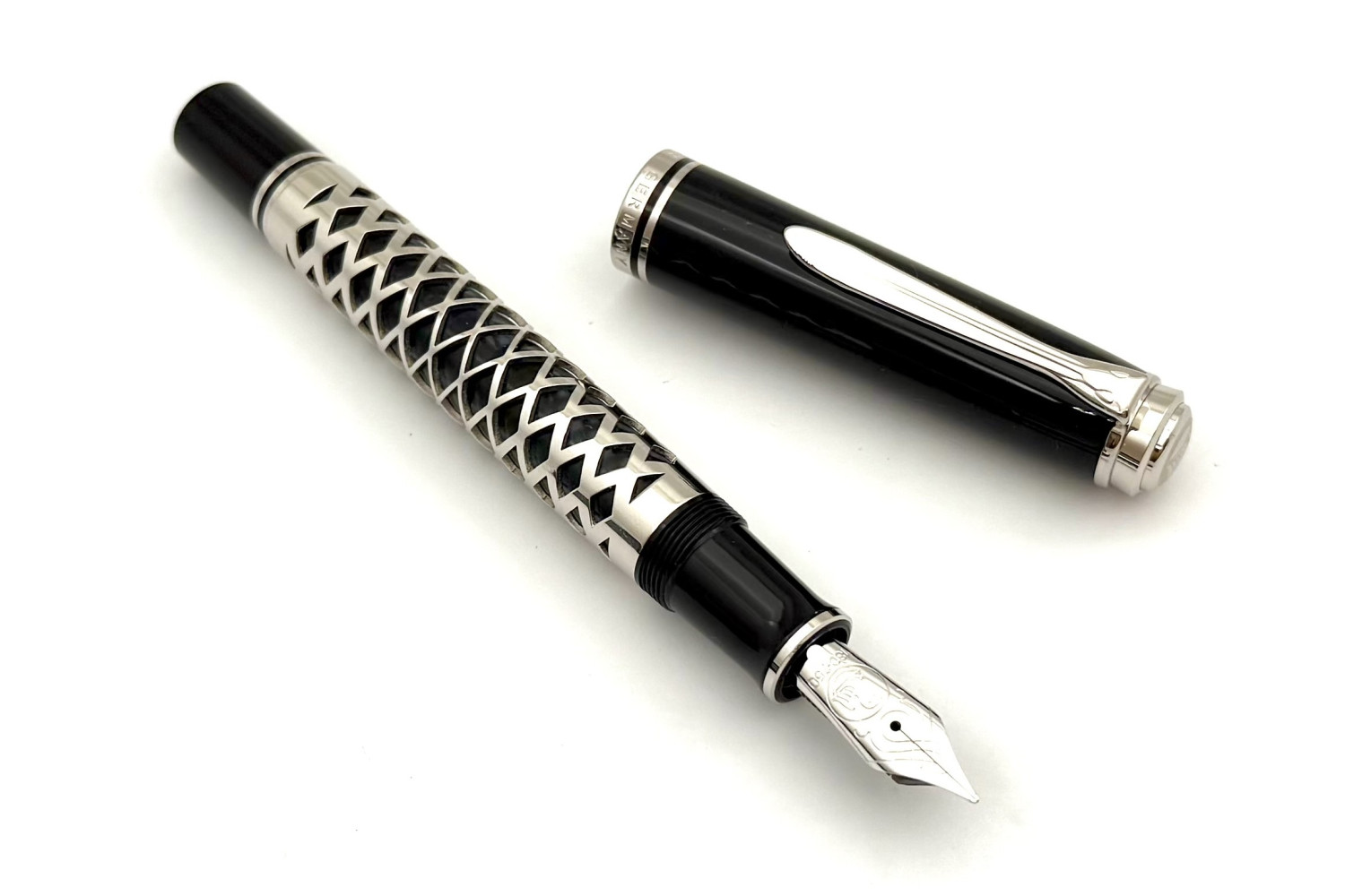 PelikanSESouveranM805MetalSleeveFP_BFix